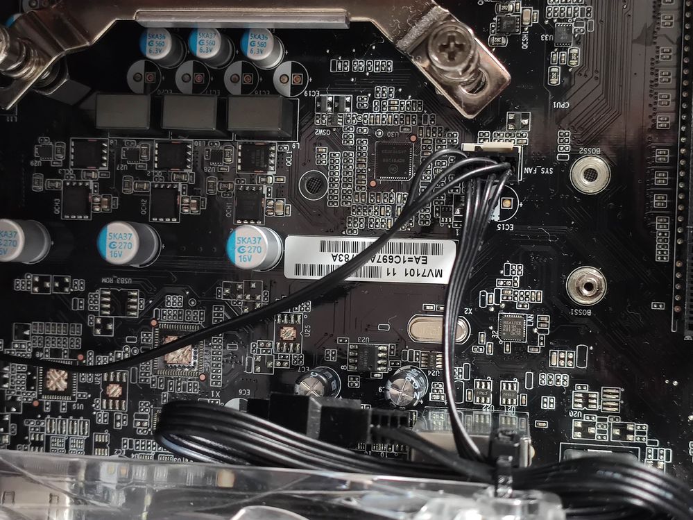 Sticker it Modellnummer des Mobo?