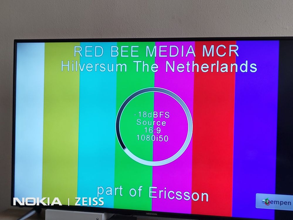 Red Bee prikt niet!