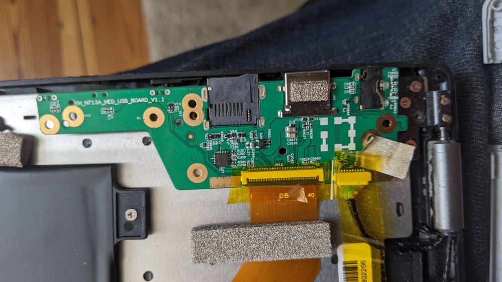 USB Board das die Verbindung zum Taster hat