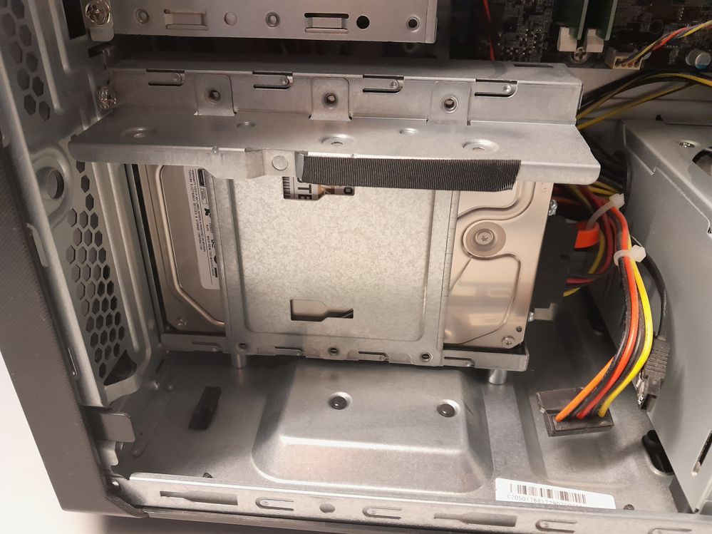 Eine zweite HDD Festplatte einbauen Medion Eraze... MEDION Community