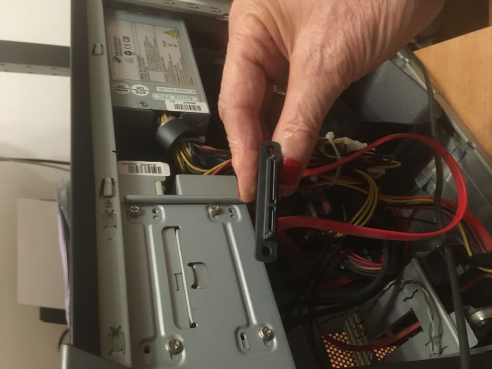 connector uit hotswaplade