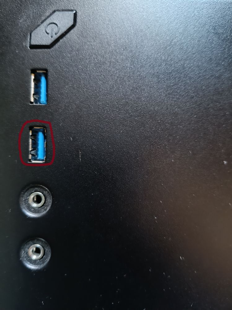 Medion USB Anschluß.jpg