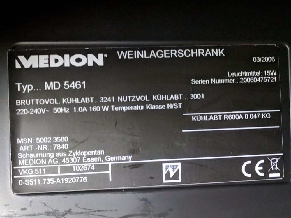 Medion Weinlagerschrank.jpg