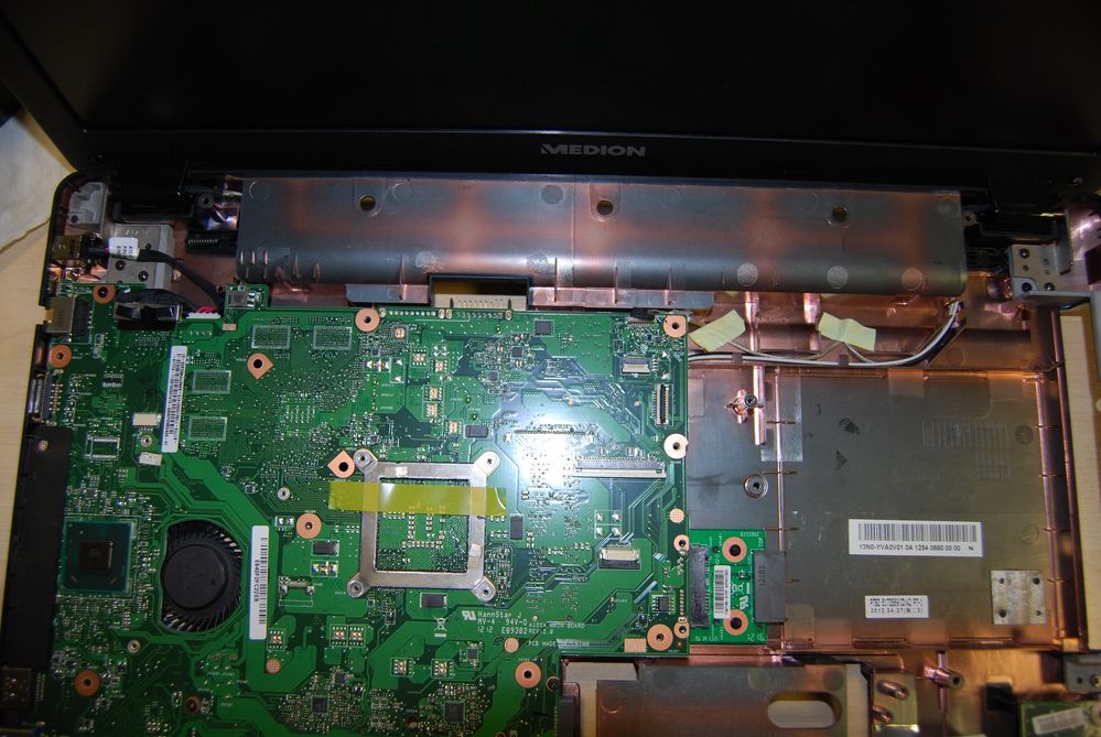 nb_e7222_disassemble_03.JPG