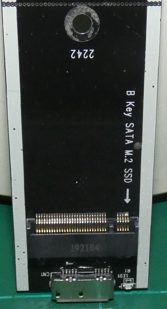 Icy Box-Adapter-Zuschnitt-1.jpg